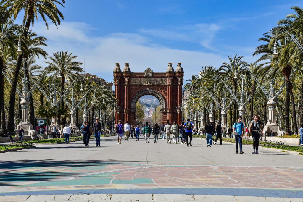 United Kingdom, Germany, France, and the United States: Key Markets for Tourism in Spain with Double-Digit Growth in Spending